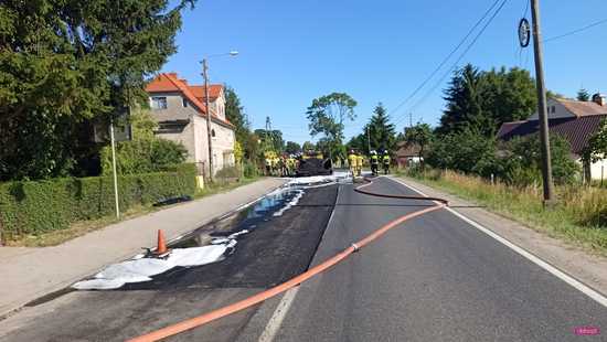 Pożar na ul. Głównej w Piławie Dolnej