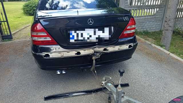 Zderzenie trzech samochodów w Kołaczowie