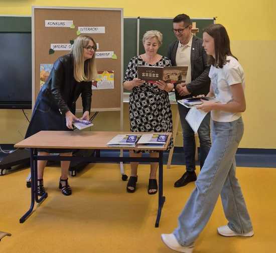 Laureaci Powiatowego Konkursu Literackiego na wiersz o Bolesławie Chrobrym