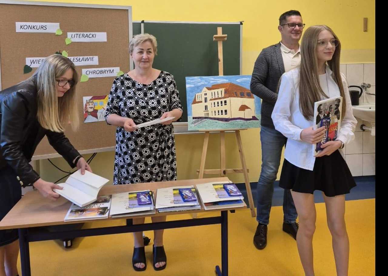 Laureaci Powiatowego Konkursu Literackiego na wiersz o Bolesławie Chrobrym