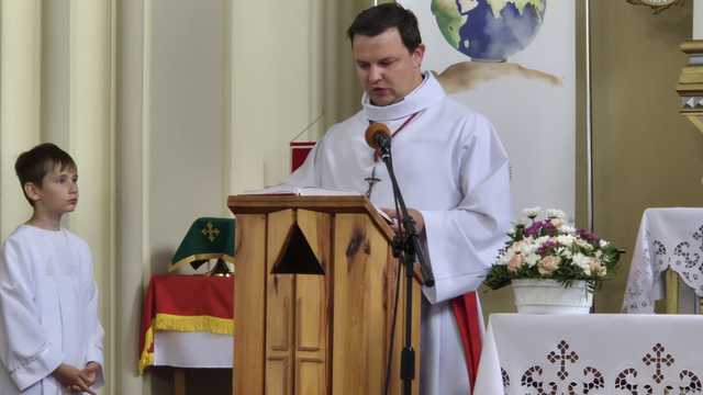 Ratajno. Nowy proboszcz uroczyście wprowadzony w urząd