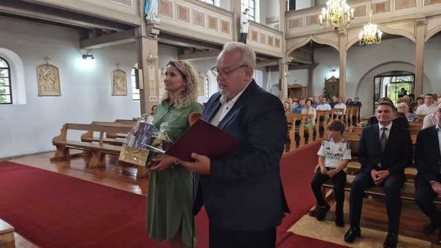 Ratajno. Nowy proboszcz uroczyście wprowadzony w urząd
