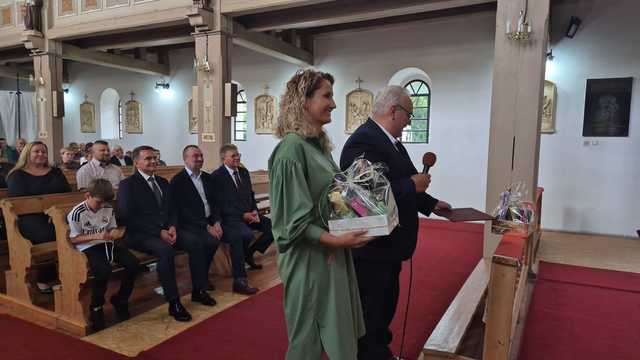 Ratajno. Nowy proboszcz uroczyście wprowadzony w urząd