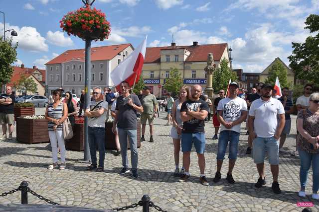 Bielawa. Manifestacja Stop imigrantom 