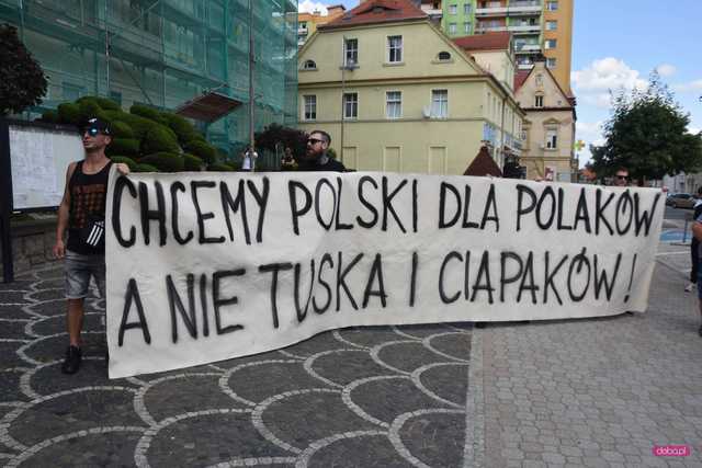 Bielawa. Manifestacja Stop imigrantom 