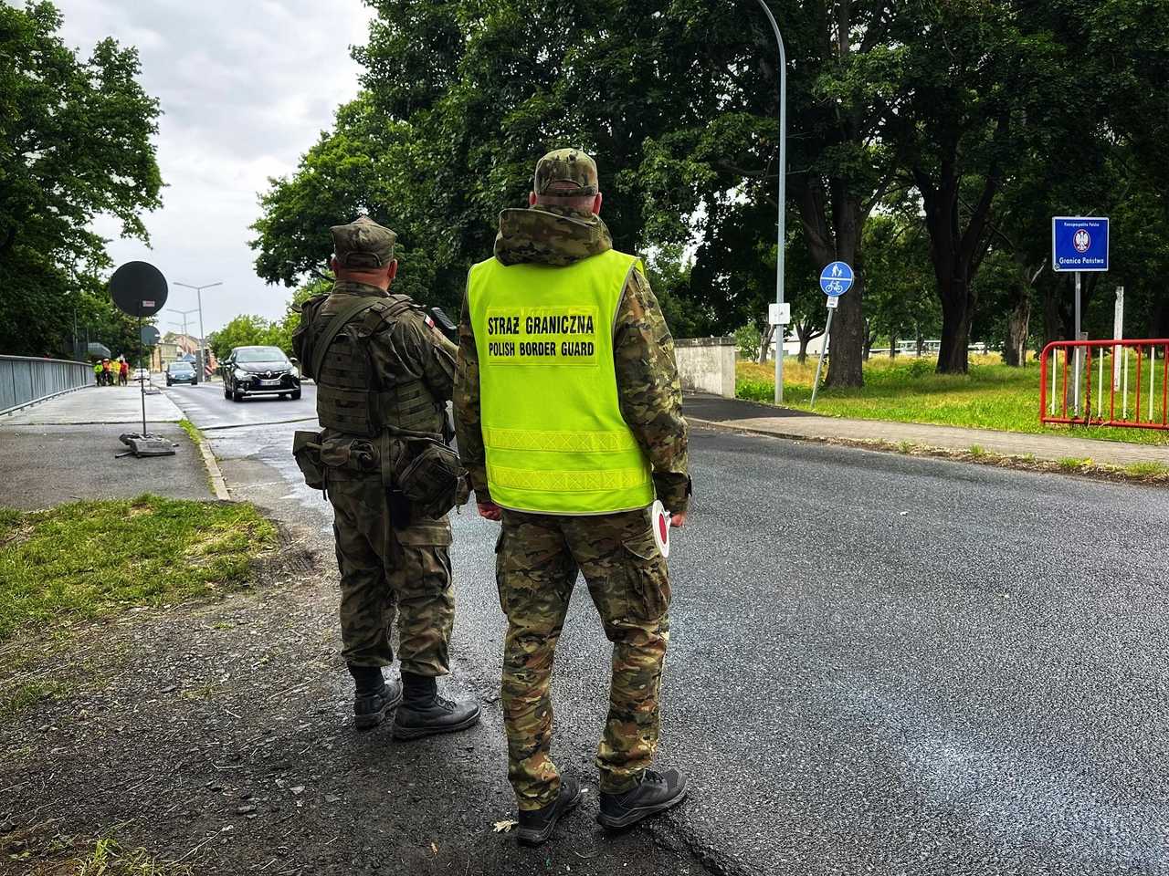 Pierwsze dwa tygodnie tymczasowej kontroli granicznej