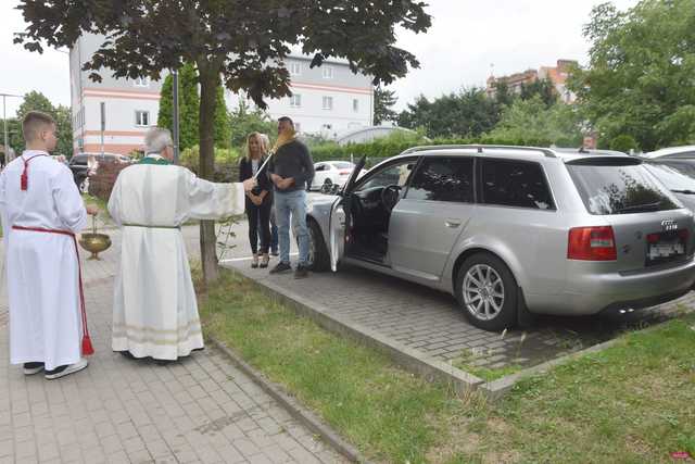 święcenie pojazdów