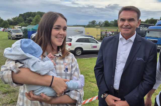 Piesza Pielgrzymka Diecezji Świdnickiej na Jasną Górę w gminie Łagiewniki