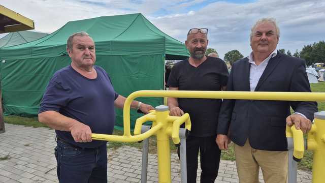 Piesza Pielgrzymka Diecezji Świdnickiej na Jasną Górę w gminie Łagiewniki