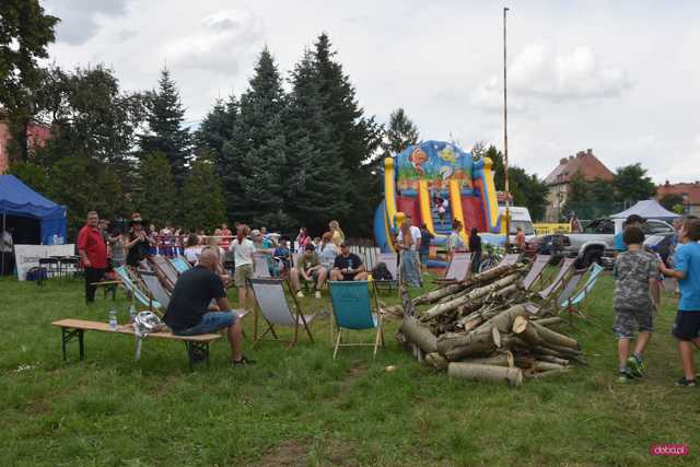 Dzierżoniów. Piknik OPS i RC Monkeys