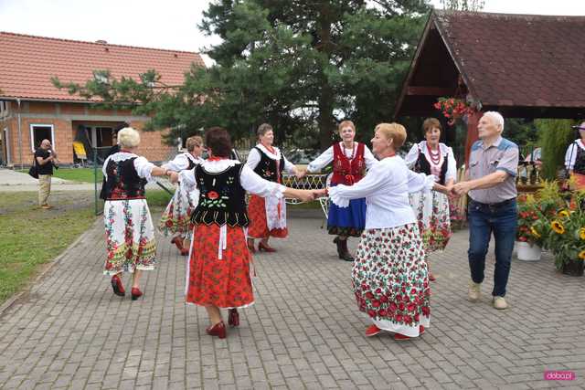Uciechowska Biesiada i 15-lecie Zespołu Uciecho-Wianki 