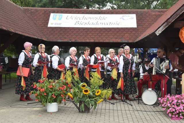 Uciechowska Biesiada i 15-lecie Zespołu Uciecho-Wianki 