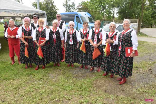 Uciechowska Biesiada i 15-lecie Zespołu Uciecho-Wianki 