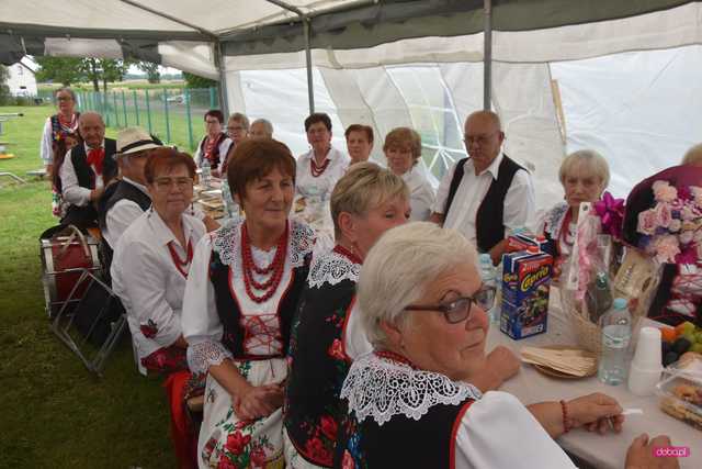 Uciechowska Biesiada i 15-lecie Zespołu Uciecho-Wianki 