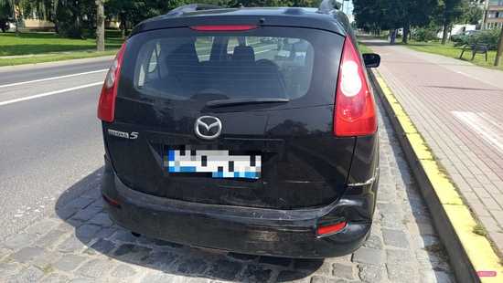 Zderzenie renault i mazdy w Dzierżoniowie