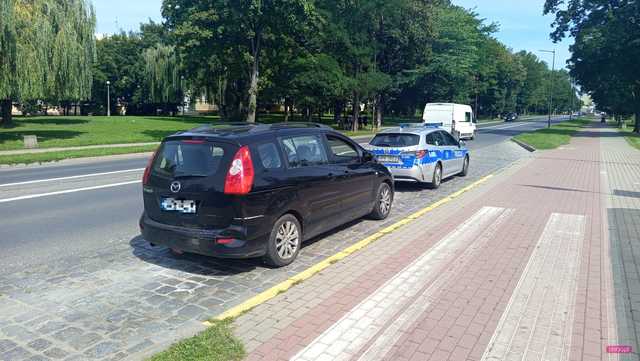 Zderzenie renault i mazdy w Dzierżoniowie