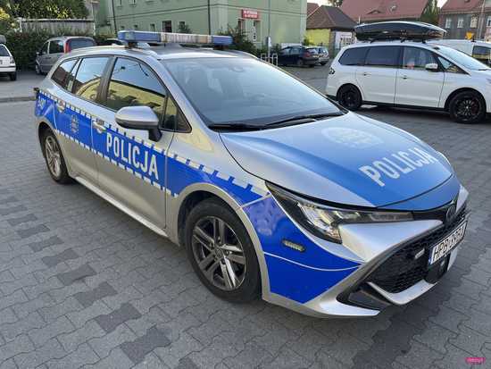 Bielawa. Chłopiec na rowerze uderzył w bmw 