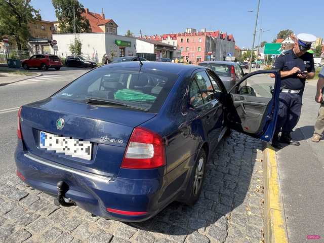 Zderzenie trzech samochodów na Piastowskiej w Bielawie