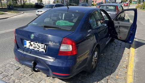 Zderzenie trzech samochodów na Piastowskiej w Bielawie