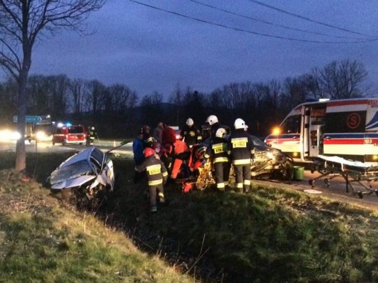 wypadek na dk33 w Żelaźnie 