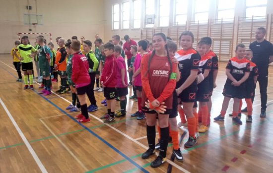 Mikołajkowy Turniej Halowej Piłki Nożnej o Puchar Wójta Gminy Kłodzko odbył się 7 grudnia 