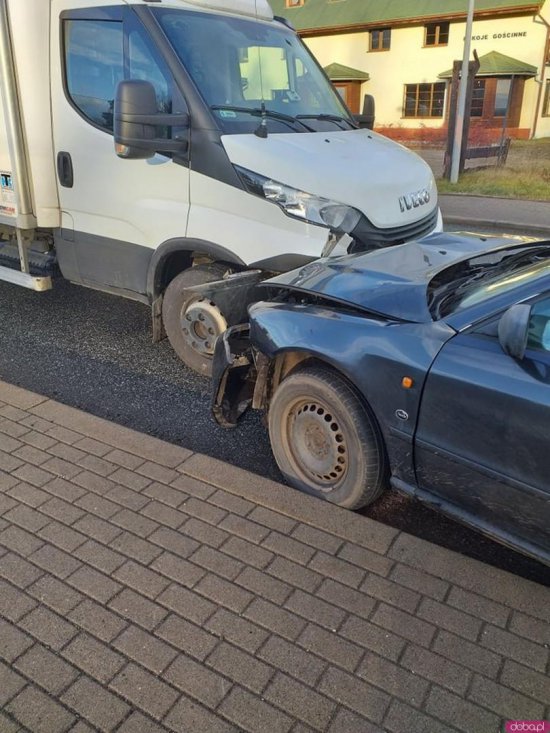 Zderzenie samochodu osobowego marki Audi z pojazdem Iveco w Polanicy-Zdroju