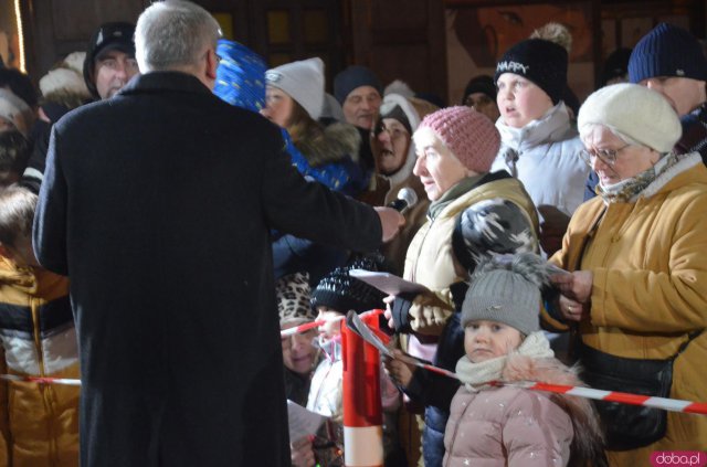 Kolędowanie w Kłodzku odbyło się pod hasłem Podążajmy za Gwiazdą Betlejemską