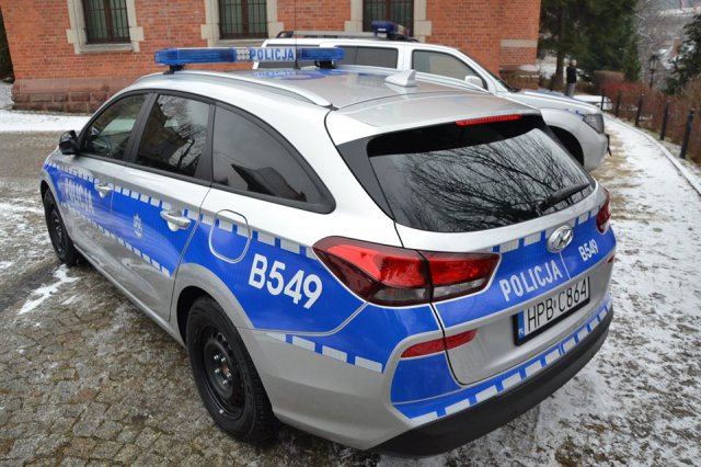 Nowe auto dla policji w Nowej Rudzie 