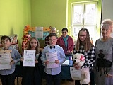 Do przesłuchań w bibliotece w Szalejowie Górnym przystąpiły 64 osoby z siedmiu szkół podstawowych z terenu gminy Kłodzko