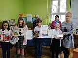Do przesłuchań w bibliotece w Szalejowie Górnym przystąpiły 64 osoby z siedmiu szkół podstawowych z terenu gminy Kłodzko