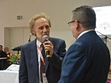Seniorzy z terenu gminy Kłodzko mogą już bezpłatnie odebrać Ogólnopolską Kartę Seniora