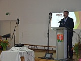Seniorzy z terenu gminy Kłodzko mogą już bezpłatnie odebrać Ogólnopolską Kartę Seniora