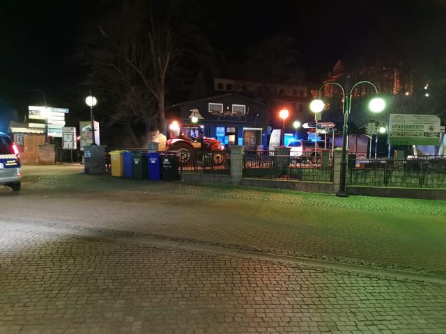 Dezynfekcja prowadzona jest od 15 do 17 kwietnia od godz. 21.00