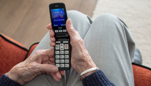 Fundacja uruchamia telefon, który ma być wsparciem dla seniorów w tym trudnym czasie. 