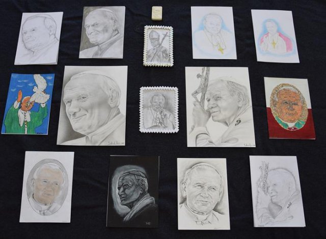 W kwietniu i maju br. osadzeni z Zakładu Karnego w Kłodzku w ramach programu Dzieło Sztuki wzięli udział w konkursach plastycznych organizowanych z okazji obchodów stu lecia urodzin wielkiego papieża Polaka. 