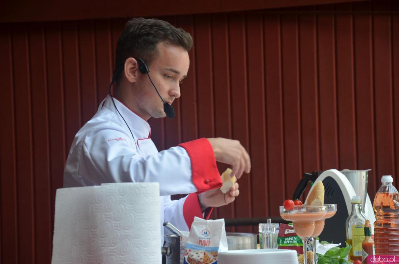 Decyzją jury tytuł najlepszej restauracji 2020 roku trafi do Hotelu Bukowy Park, którego szefem kuchni jest Krzysztof Mielcarek.