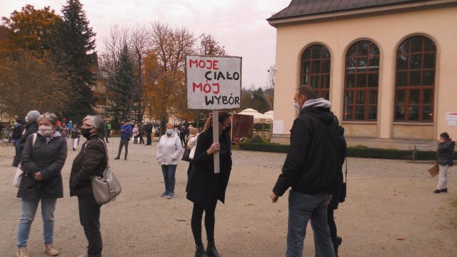 Od kilku dni na ulicach miast całej Polski odbywają się protesty