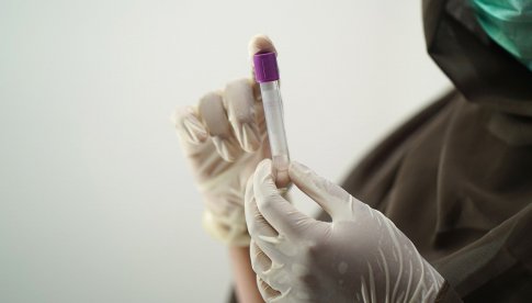 W ciągu ostatnich dwóch dni w powiecie kłodzkim odnotowano znaczący wzrost zakażeń koronawirusem.