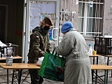 Od marca żołnierze 16 Dolnośląskiej Brygady Obrony Terytorialnej realizują zadania, których celem jest wsparcie m.in. placówek pomagającym osobom ubogim