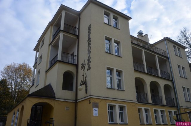Powstały one w obiektach Korab i Szarotka, gdzie przygotowane zostały łącznie 122 łóżka.