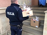 Policjanci z kłodzkiej komendy pamiętali również o dzieciach przebywających w Domu Małego Dziecka w Kłodzku.