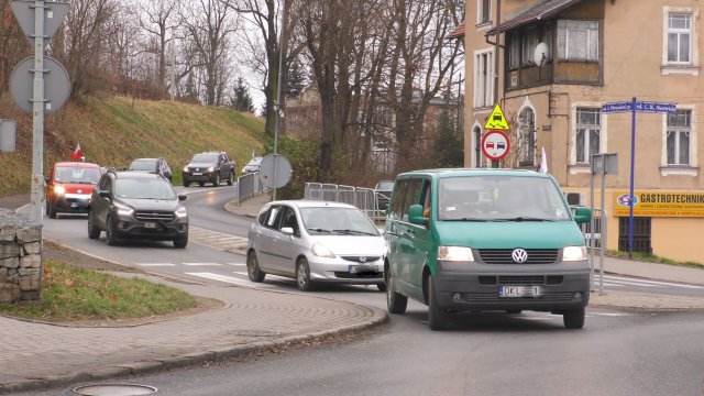 Trzeci protest samochodowy przeciwko planowanemu przebiegowi drogi S8 [Foto]