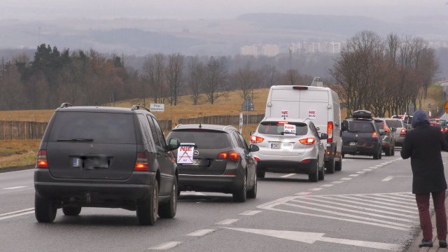 Trzeci protest samochodowy przeciwko planowanemu przebiegowi drogi S8 [Foto]