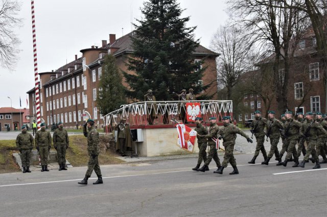 w 22. Karpackim Batalionie Piechoty Górskiej odbyła się uroczysta przysięga wojskowa szeregowych elewów 