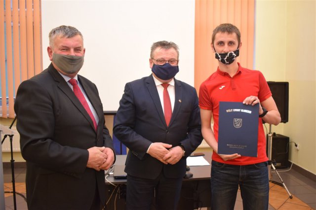 Przyznano dotacje dla klubów sportowych z gminy Kłodzko [Foto]