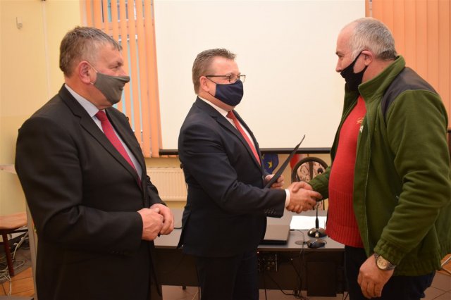 Przyznano dotacje dla klubów sportowych z gminy Kłodzko [Foto]