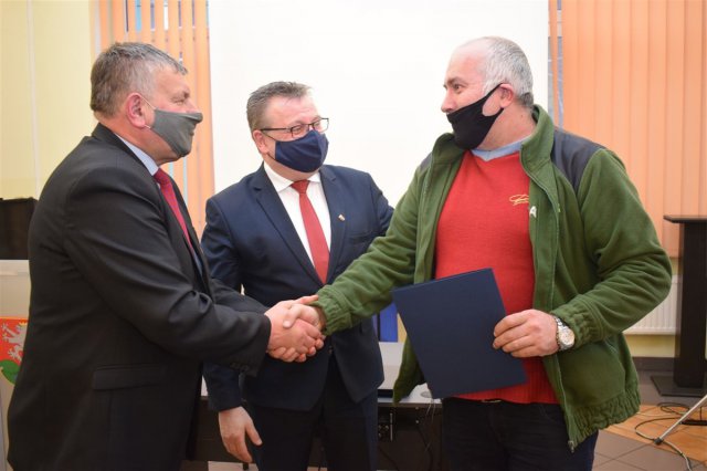 Przyznano dotacje dla klubów sportowych z gminy Kłodzko [Foto]