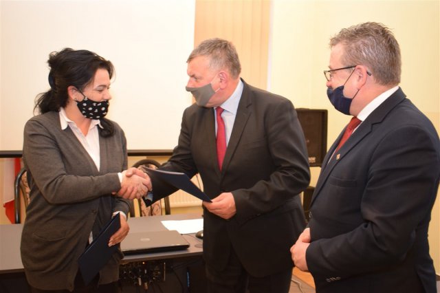 Przyznano dotacje dla klubów sportowych z gminy Kłodzko [Foto]
