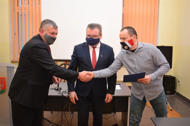 Przyznano dotacje dla klubów sportowych z gminy Kłodzko [Foto]