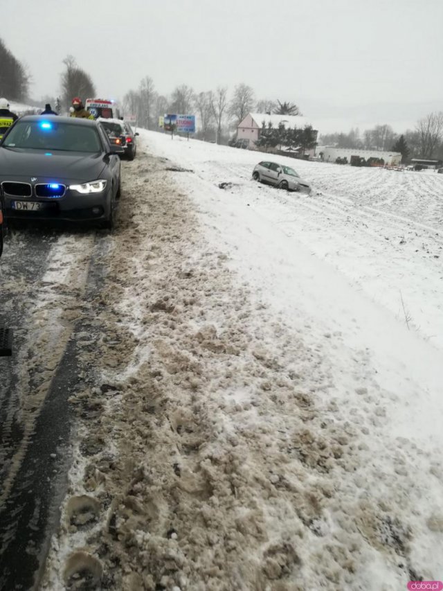 Jedna osoba trafiła o szpitala. 
